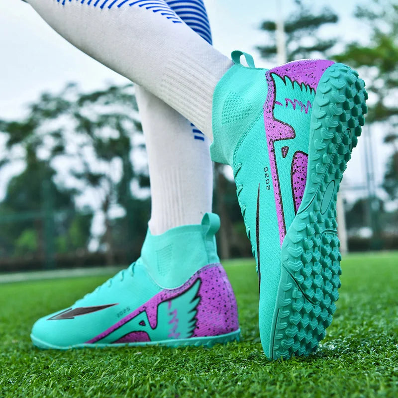 New Men Soccer Shoes Outdoor Ultralight Indoor Football Boots High-quality High Ankle Non-Slip Sports Shoes Futsal Non-Slip