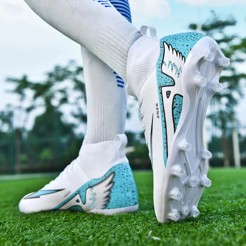 New Men Soccer Shoes Outdoor Ultralight Indoor Football Boots High-quality High Ankle Non-Slip Sports Shoes Futsal Non-Slip