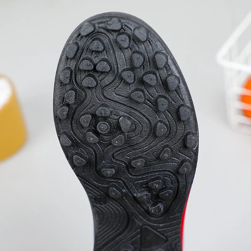 Casual Cool Soccer Shoes for Boys – Lightweight & Non-Slip