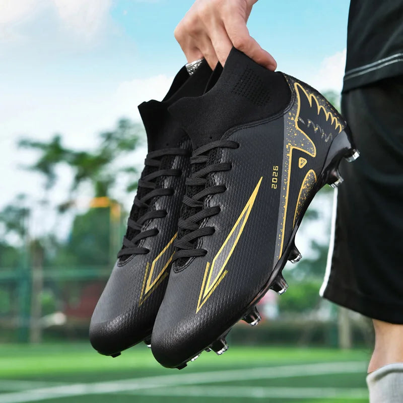New Men Soccer Shoes Outdoor Ultralight Indoor Football Boots High-quality High Ankle Non-Slip Sports Shoes Futsal Non-Slip